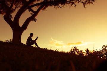 企业晨会激励小故事